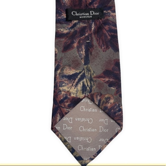 CHRISTIAN DIOR Vintage Men’s 100% All Silk Floral Pattern‎ Tie - Picture 4 of 4